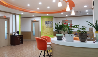 로비(인터넷 검색, 북카페)